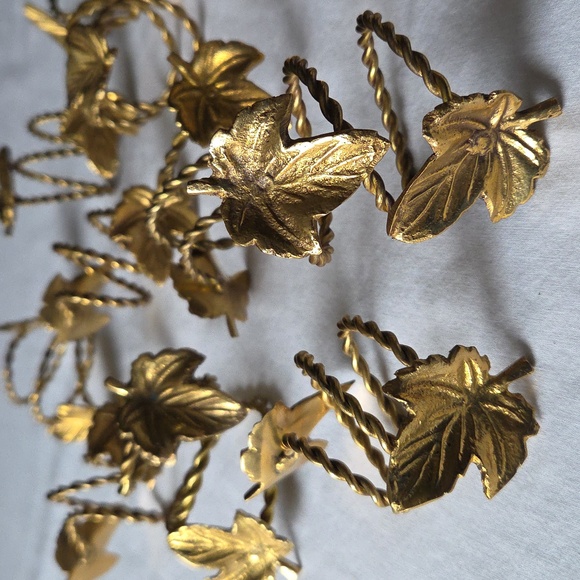 12 Piece Vintage Spiral Brass Napkin Rings Set - Picture 1 of 10